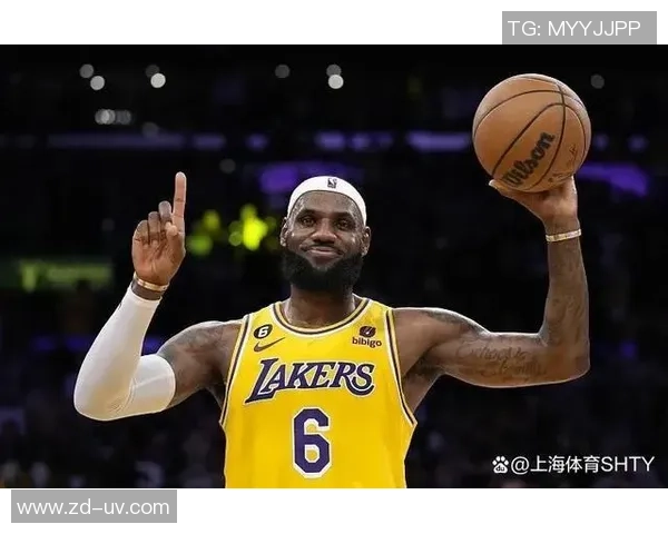 詹姆斯创造历史成就4万分1万板1万助的传奇之路